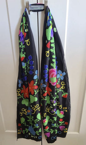 Metis Scarf with Beadwork Patterns