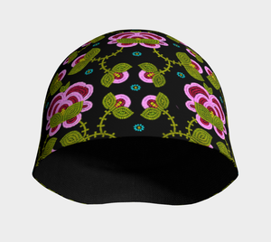 Pink Rose Beanie, Métis